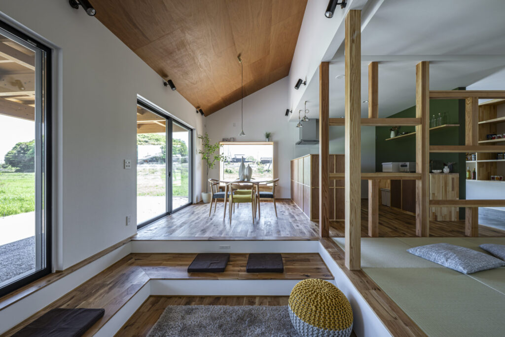 『Hüttetsudou』～山小屋のように佇み、人が集う住まい～